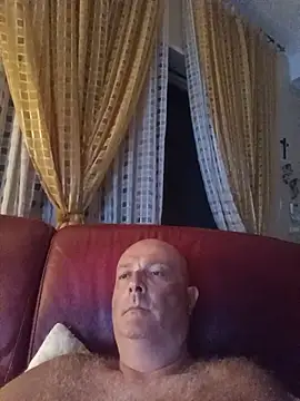 Alexis Bull online show from August 1, 11:59 pm