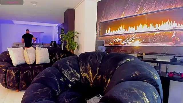 Lukas Green online show from April 27, 7:52 pm