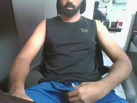 lovelyakash69 online show from July 23, 5:27 am