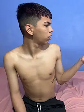 Baby boy14 online show from July 15, 1:23 am