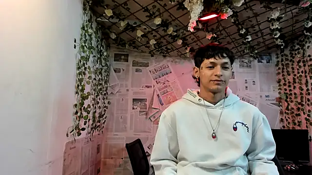 Bastian boyshot77 online show from July 23, 1:19 pm