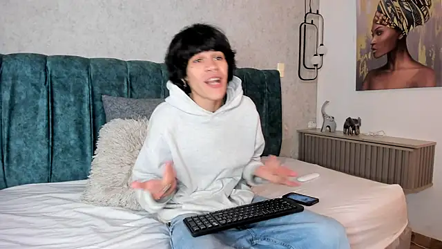 Diamond twink online show from June 22, 1:48 pm