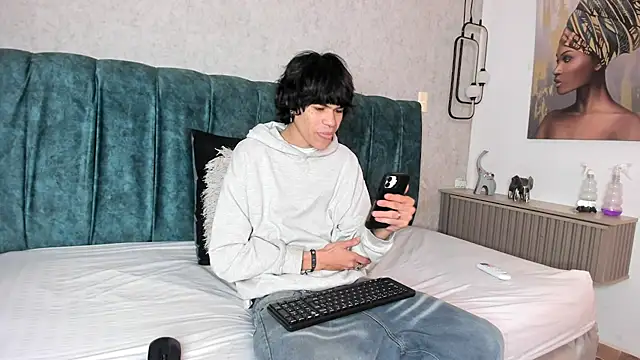Diamond twink online show from June 26, 2:08 pm