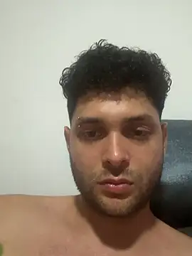 Andresvllz00 online show from July 1, 6:03 am