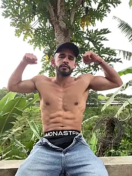Jacksonfranco online show from June 19, 10:36 pm