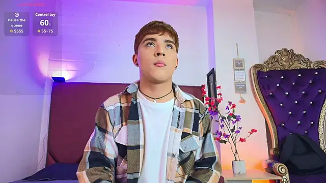Lucass love online show from May 4, 4:42 pm
