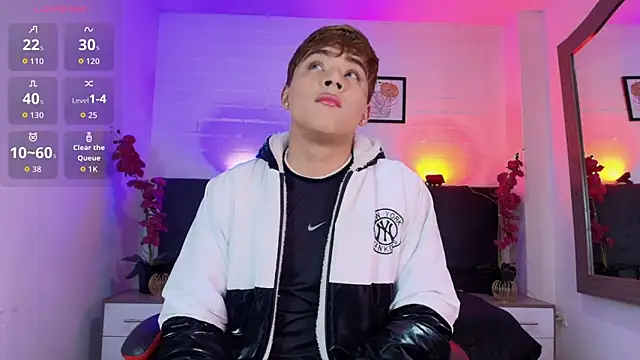 Lucass love online show from May 17, 1:51 pm