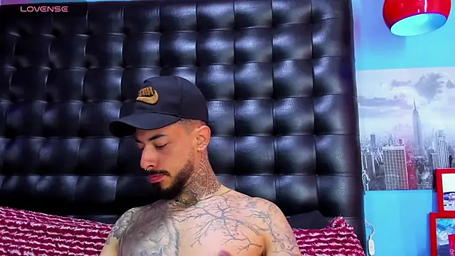 VinzenzRizzo online show from July 14, 10:21 am
