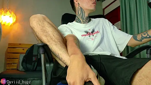 david huge online show from May 18, 2:19 am