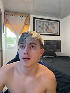 Justin trevor1 online show from May 27, 7:55 pm
