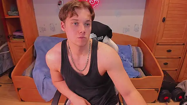 Dexter Bennett online show from May 15, 4:48 pm