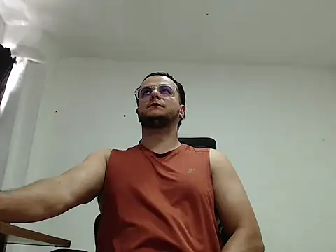 cloudsxxx online show from May 5, 5:46 pm