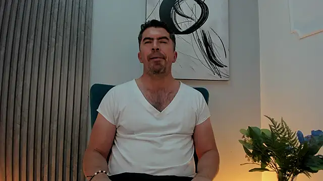 JuanKFit 45 online show from May 17, 3:14 am