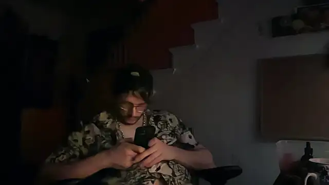 MasterDaddyCool online show from June 1, 4:02 am