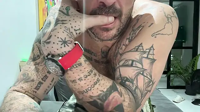 brrasssssillll online show from July 2, 3:56 am