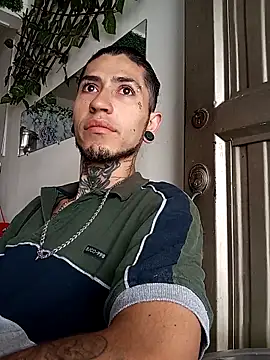 Tattoboy19cm online show from May 2, 3:26 pm