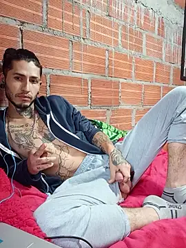 Tattoboy19cm online show from May 13, 12:35 pm