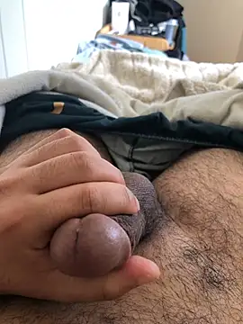 SewnUpthrow online show from July 11, 12:29 pm
