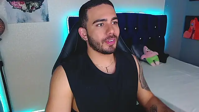 adamhairy online show from May 19, 10:49 pm