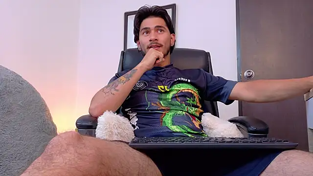 Elian savoy online show from May 22, 4:39 am