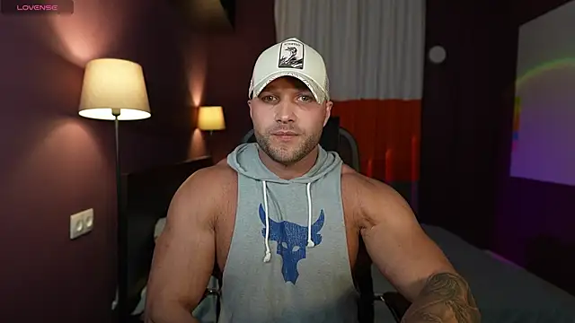 RikAdlerr online show from May 13, 2:58 pm