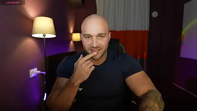 RikAdlerr online show from May 18, 3:06 pm