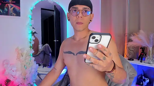 jhosepMoreno online show from May 20, 11:28 am