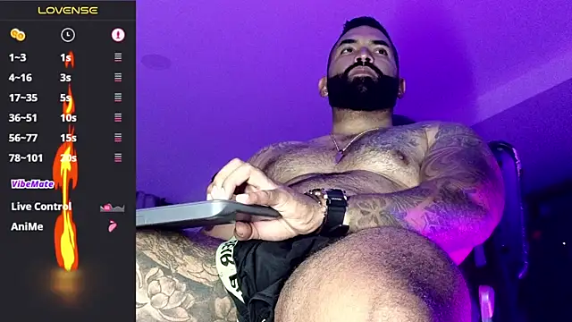 Max-prada online show from May 29, 3:05 am