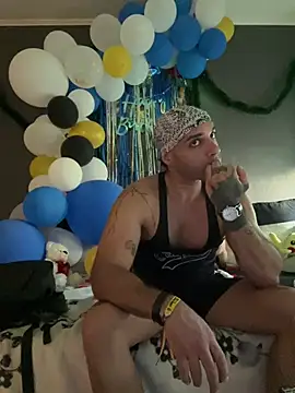 1Richrichard1 online show from August 4, 9:59 am