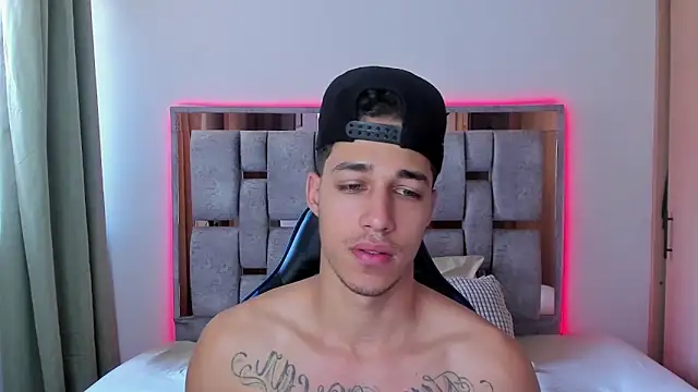 orionblaze69  online show from June 11, 2:37 pm