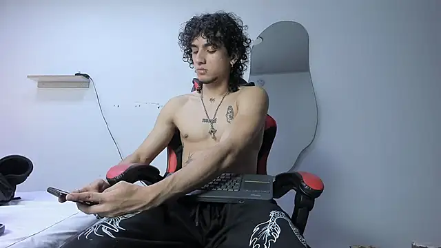 JackesTaylor online show from May 15, 6:32 am