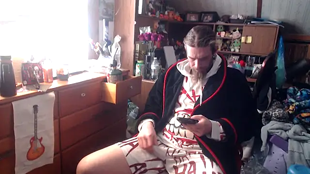 thejuicybacon online show from April 29, 12:21 pm