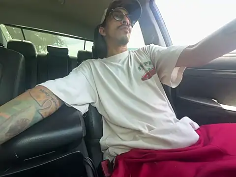 bigdickkane300 online show from July 11, 10:23 pm