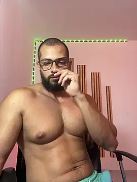 magnumchris online show from July 17, 3:40 pm