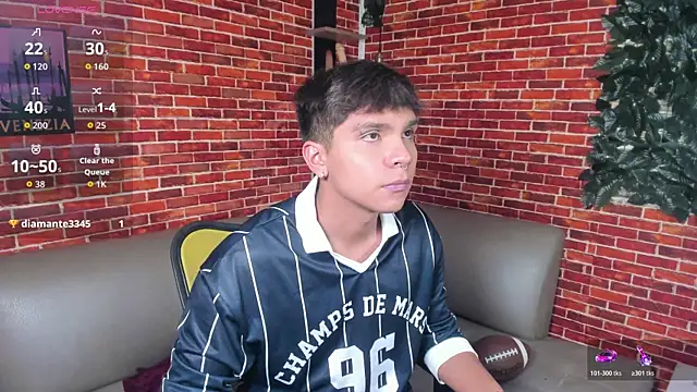 Thiago Kozak online show from May 16, 7:56 pm