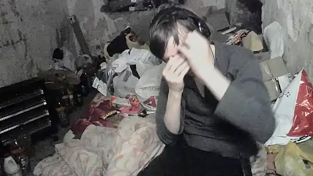 makarov1993 online show from June 17, 5:09 am