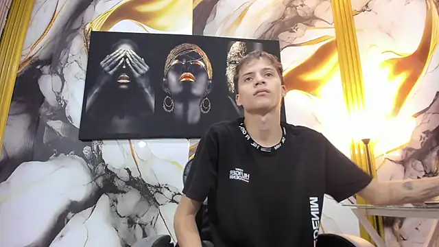 mono blonde online show from July 13, 11:56 am