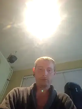 piercingpik online show from May 4, 7:48 pm