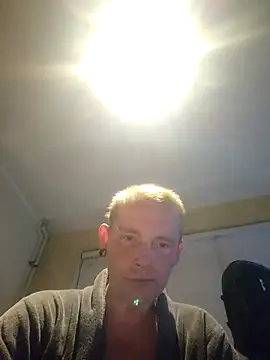 piercingpik online show from July 22, 8:01 pm