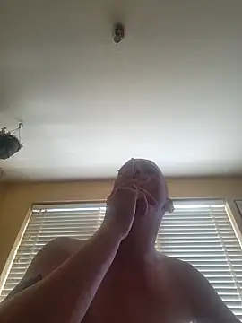 piercingpik online show from May 24, 10:10 am