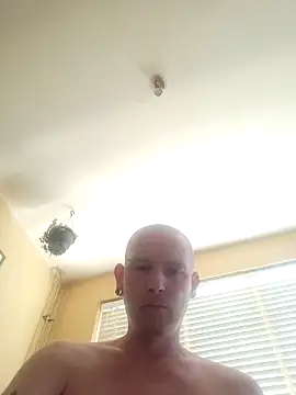 piercingpik online show from May 25, 10:21 am