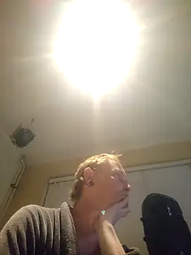 piercingpik online show from May 12, 10:18 pm