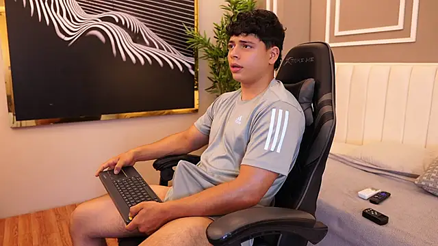 Ethan occonor online show from May 11, 2:45 pm