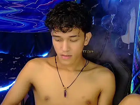 kenbigcockxx online show from August 3, 12:44 pm