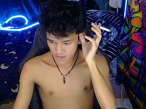 kenbigcockxx online show from August 5, 4:45 pm