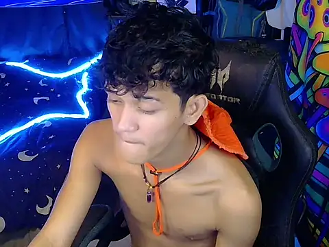 kenbigcockxx online show from August 4, 4:44 pm
