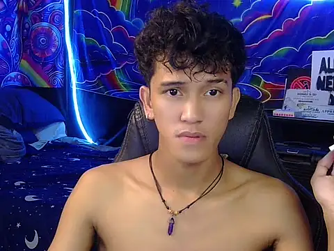kenbigcockxx online show from July 30, 12:15 pm