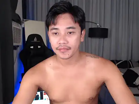 alexsuckable01 online show from July 15, 9:43 pm