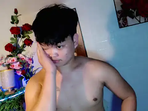 Reynelcock online show from June 7, 7:04 am