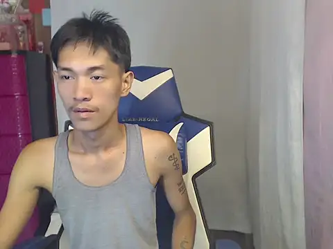 riks tyler online show from July 28, 6:31 pm